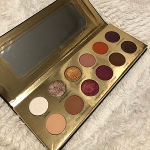 Coloured Raine Queen of Hearts eyeshadow palette